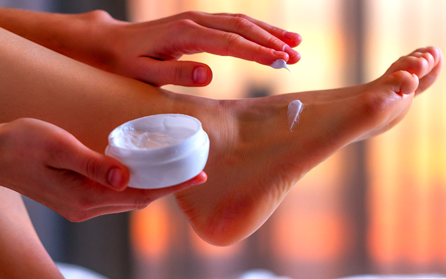 5 Things to Know About CBD Foot Renewal Cream